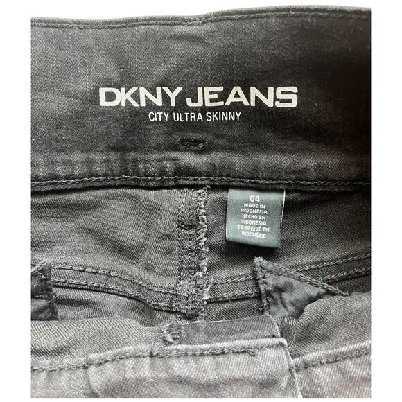 DKNY Jeans City Ultra Skinny stretch black w/ patent knee panel zipper pockets 4 - Picture 6 of 6